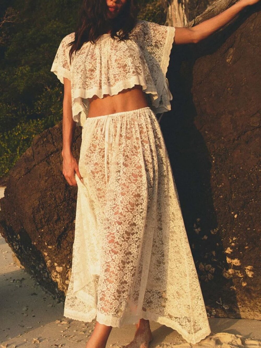 Doen Cream Lace Midi Skirt and Top Set